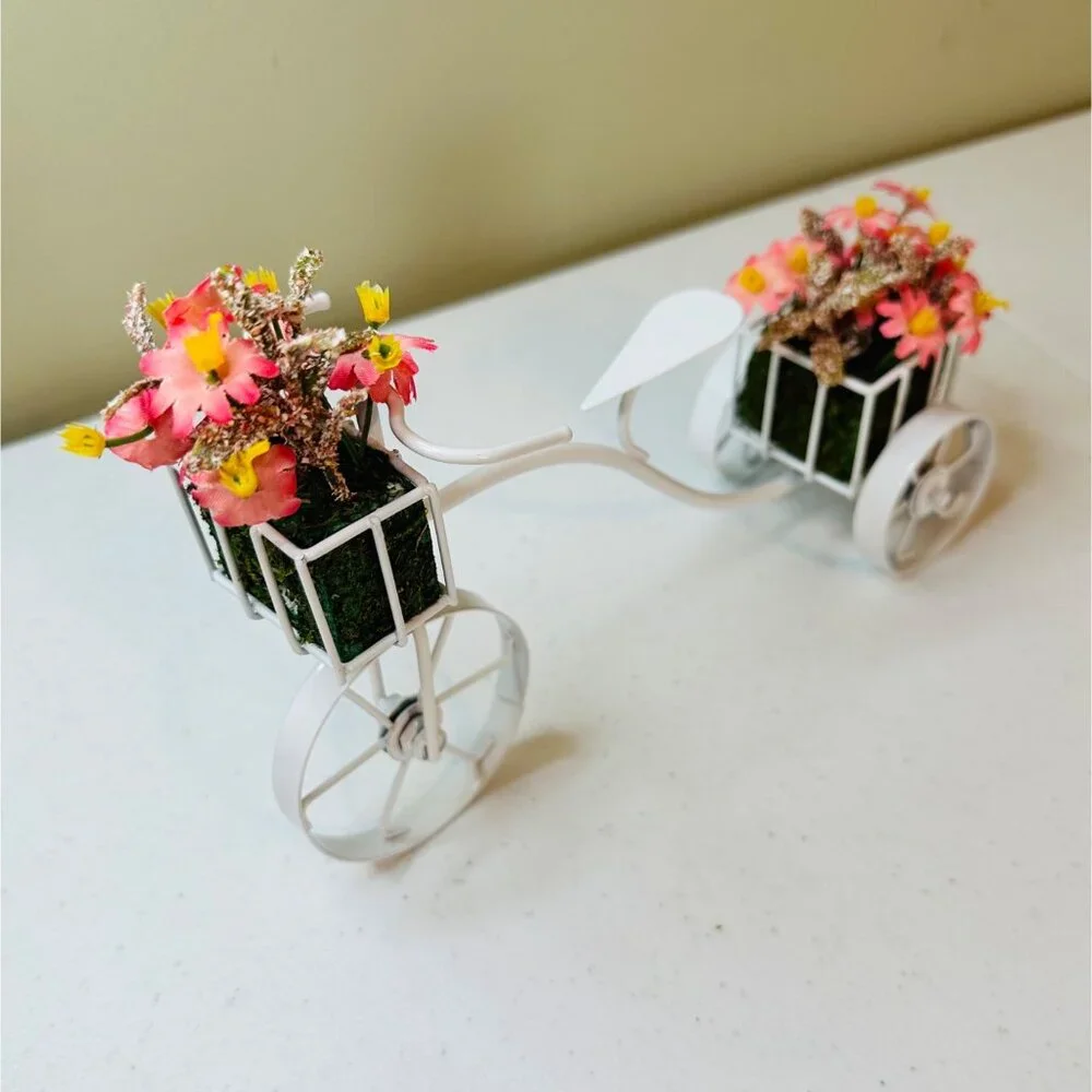 Floral Bicycle decoration flowers in baskets spinning front wheel Spring decor